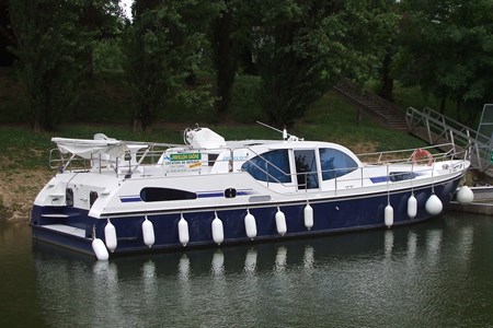 America 50 Excellence 2 Hausbootvermietung ohne Führerschein auf den Flüssen und Kanälen in Frankreich