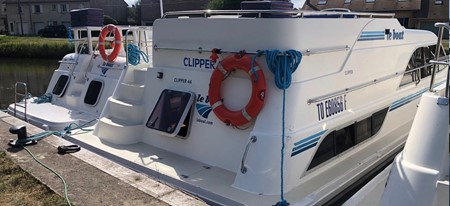 Clipper Noleggio cabinati a motore senza patente sulle riviere e canali di Francia