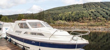 Cygnet WHS tourisme ballade france vacance bateau vedette peniche penichette
