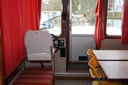 Eau claire 930 F tourisme ballade france vacance bateau vedette peniche penichette