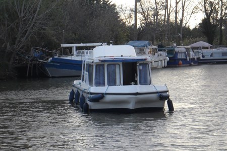 Espade 850 Fly Hausbootvermietung ohne Führerschein auf den Flüssen und Kanälen in Frankreich