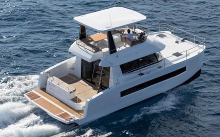 Fountaine Pajot 37 rental of licence-free barges on rivers and canals of France