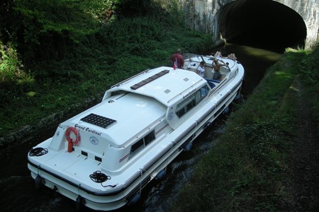 Grand Cardinal Hausbootvermietung ohne Führerschein auf den Flüssen und Kanälen in Frankreich