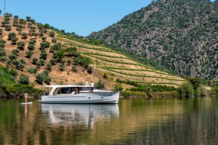 Greenline 40 White Turismo spensierato Francia vacanze battello motoscafi fluviali barconi chiatte