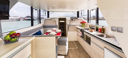 Horizon 1 PLUS tourisme ballade france vacance bateau vedette peniche penichette