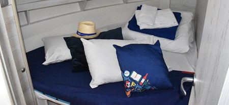 Horizon 4 turismo paseos Francia vacaciones barco lancha a motor chalana gamarra