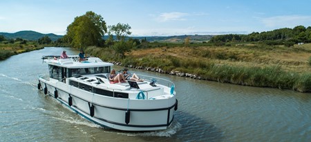 Horizon 5 PLUS Hausbootvermietung ohne Führerschein auf den Flüssen und Kanälen in Frankreich