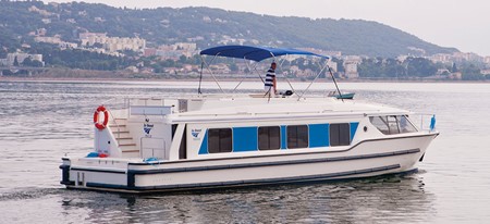 Vision 4 tourisme ballade france vacance bateau vedette peniche penichette