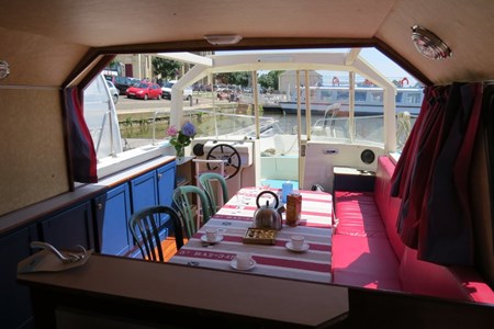 Marina 1400 AN Hausbootvermietung ohne Führerschein auf den Flüssen und Kanälen in Frankreich