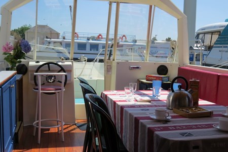 Marina 1400 AN Hausbootvermietung ohne Führerschein auf den Flüssen und Kanälen in Frankreich