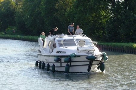 Navig 34S Hausbootvermietung ohne Führerschein auf den Flüssen und Kanälen in Frankreich