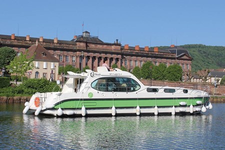 Nicols Sixto Green Hausbootvermietung ohne Führerschein auf den Flüssen und Kanälen in Frankreich
