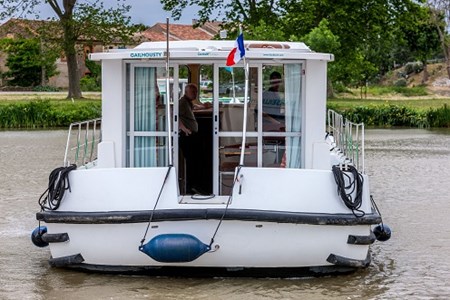 Pénichette 1120 R turismo paseos Francia vacaciones barco lancha a motor chalana gamarra