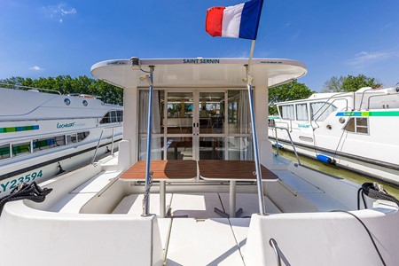 Pénichette 1260 R turismo paseos Francia vacaciones barco lancha a motor chalana gamarra