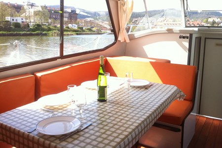 Riviera 920 tourisme ballade france vacance bateau vedette peniche penichette