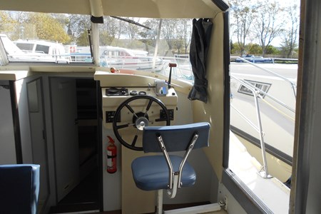 Riviera 920 F Hausbootvermietung ohne Führerschein auf den Flüssen und Kanälen in Frankreich