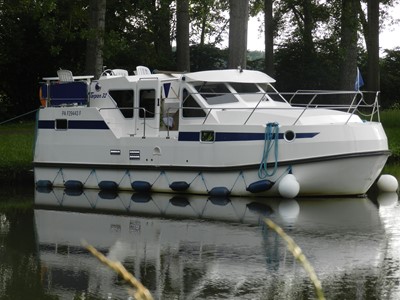 Tarpon 32 Hausbootvermietung ohne Führerschein auf den Flüssen und Kanälen in Frankreich