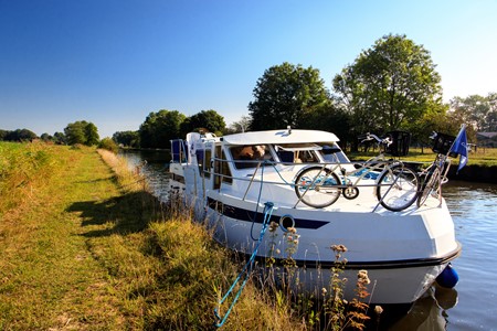 Tarpon 32 Hausbootvermietung ohne Führerschein auf den Flüssen und Kanälen in Frankreich