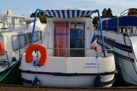 Triton 1050 Hausbootvermietung ohne Führerschein auf den Flüssen und Kanälen in Frankreich