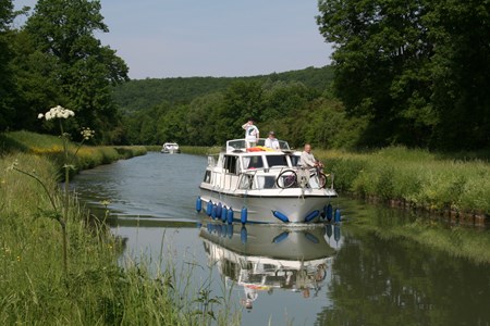 Viking 1000 Hausbootvermietung ohne Führerschein auf den Flüssen und Kanälen in Frankreich